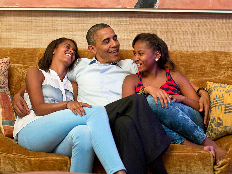 Barack Obama On Sofa With Daughters Malia And Sasha