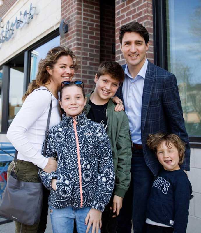 Justin Trudeau Family Photo With Wife Sophie and Kids